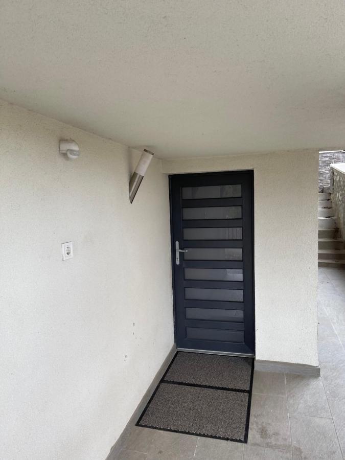 Malibu Apartman Miskolc Extérieur photo